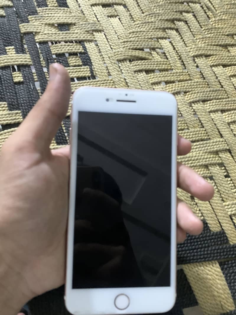 Apple iPhone 7 Plus 7