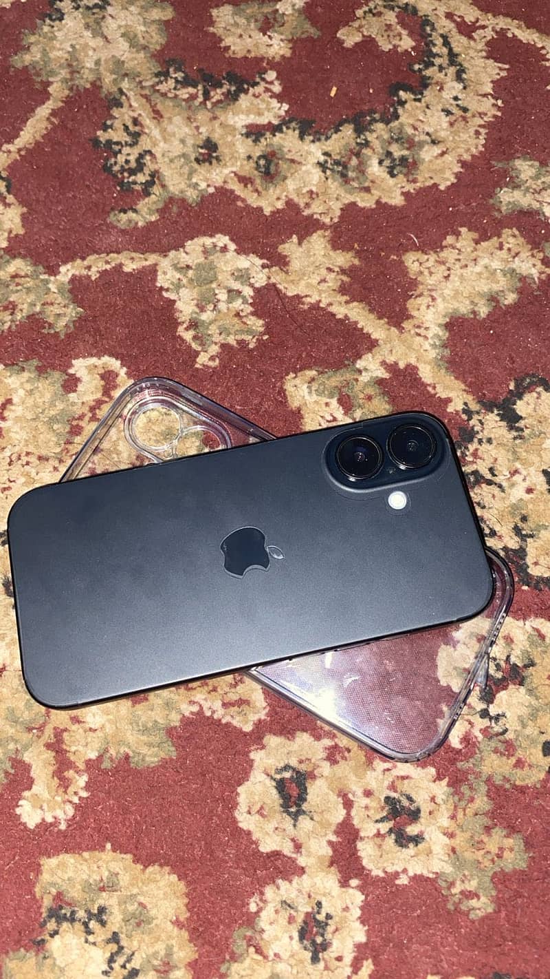 Apple iPhone 16 1