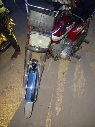 gadi ka kick ka spelling ka masala hai Baki bilkul okay engine sil