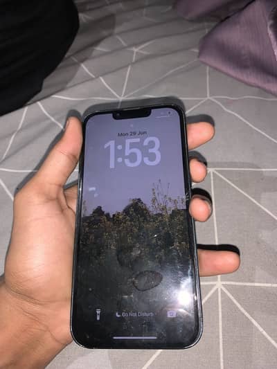 Apple iPhone 13