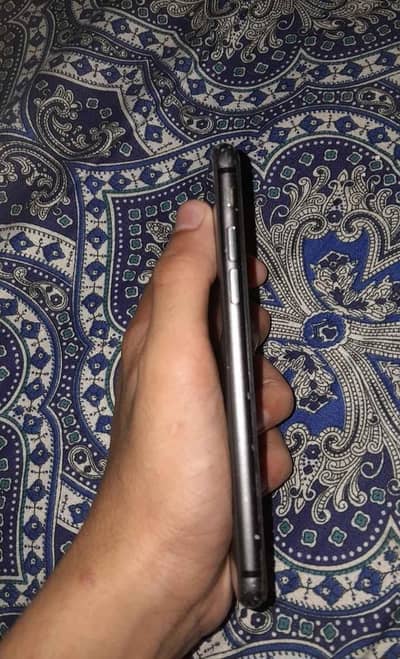 Apple iPhone 8