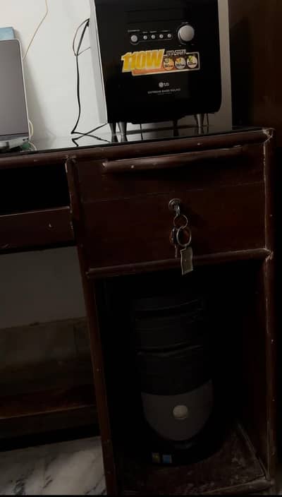 Computer Table