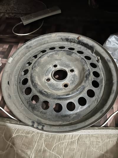 honda city 15 inch  company fited rim