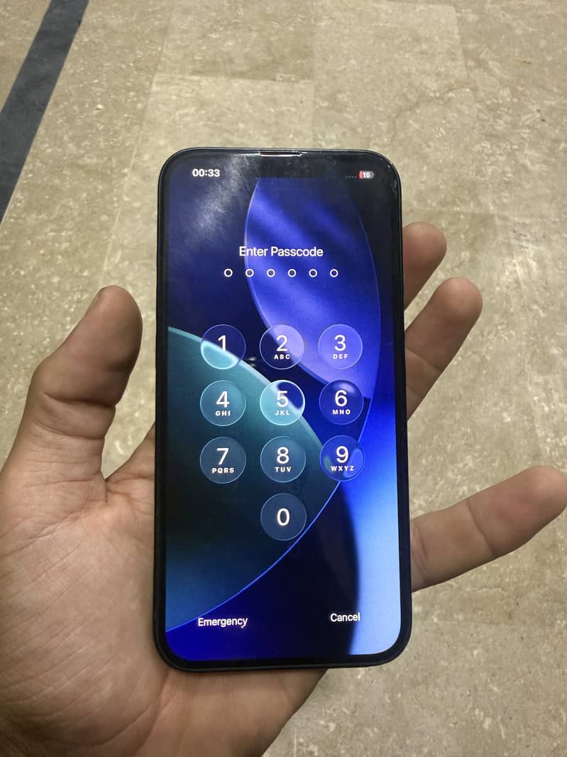 Apple iPhone 13 1
