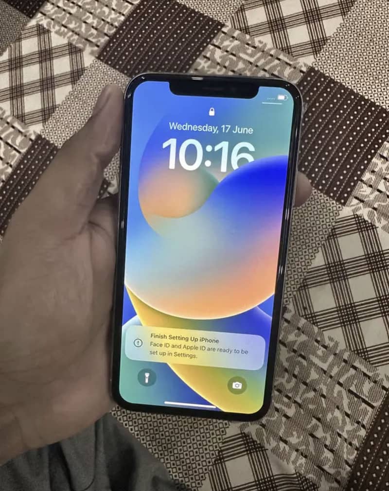iPhone X 5