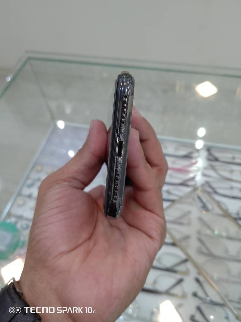 iPhone X 7