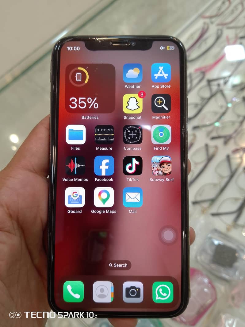 iPhone X 12