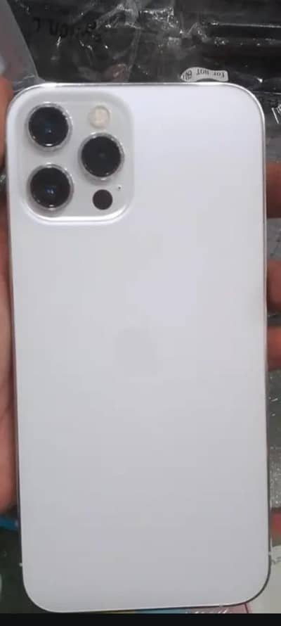 Apple iPhone 12