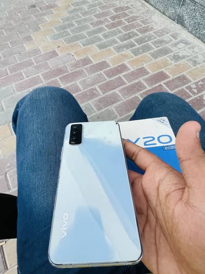 Vivo Y20 4/64 With Box