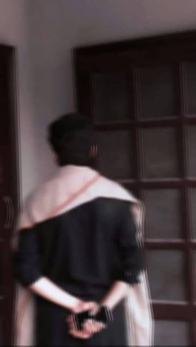need job my age 20 koi birla kam ho kr loonga  F. B ke qareebi ho kam