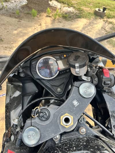 Suzuki GXS R600 Heavy Bike