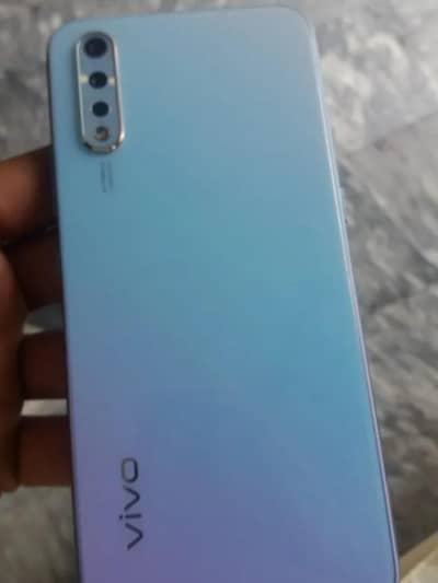 Vivo S1