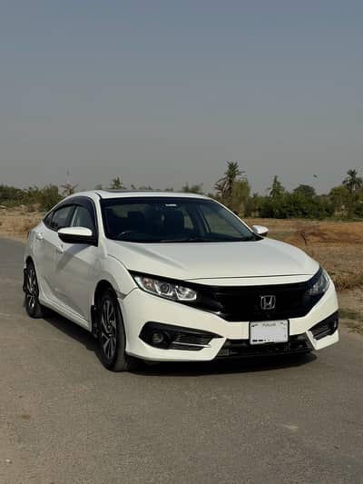 Honda Civic 2018 UG Red meter