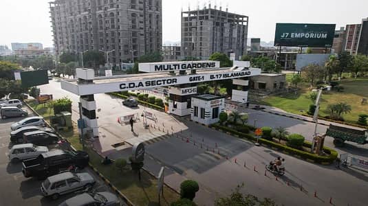10 Marla 2nd Corner Plot Multi Gardens B17 Block D Islamabad