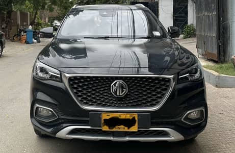 MG HS 2022