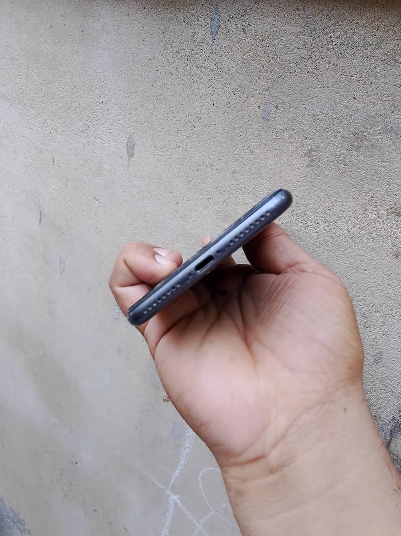 Apple iPhone 8 Plus 7