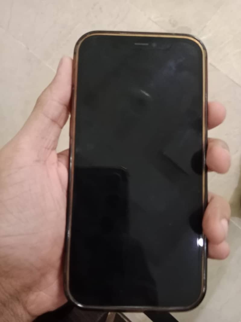 iPhone 12 1