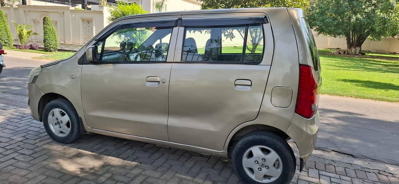 wagon r 2016 model 4