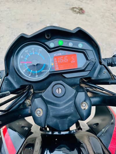 super bike  condition 10 by 10 only buy and ride
