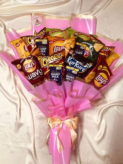 customized snacks bouquet
