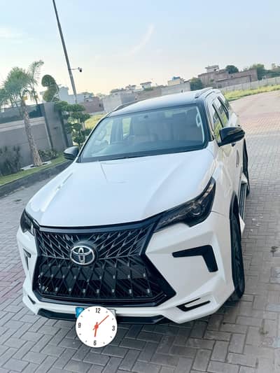 Toyota Fortuner Sigma 2018 — Excellent Condition | Lexus Kit |