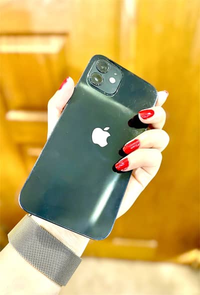 Apple iPhone 12 | Water Packed | Factory Unlocked | 64GB | Black | 76%