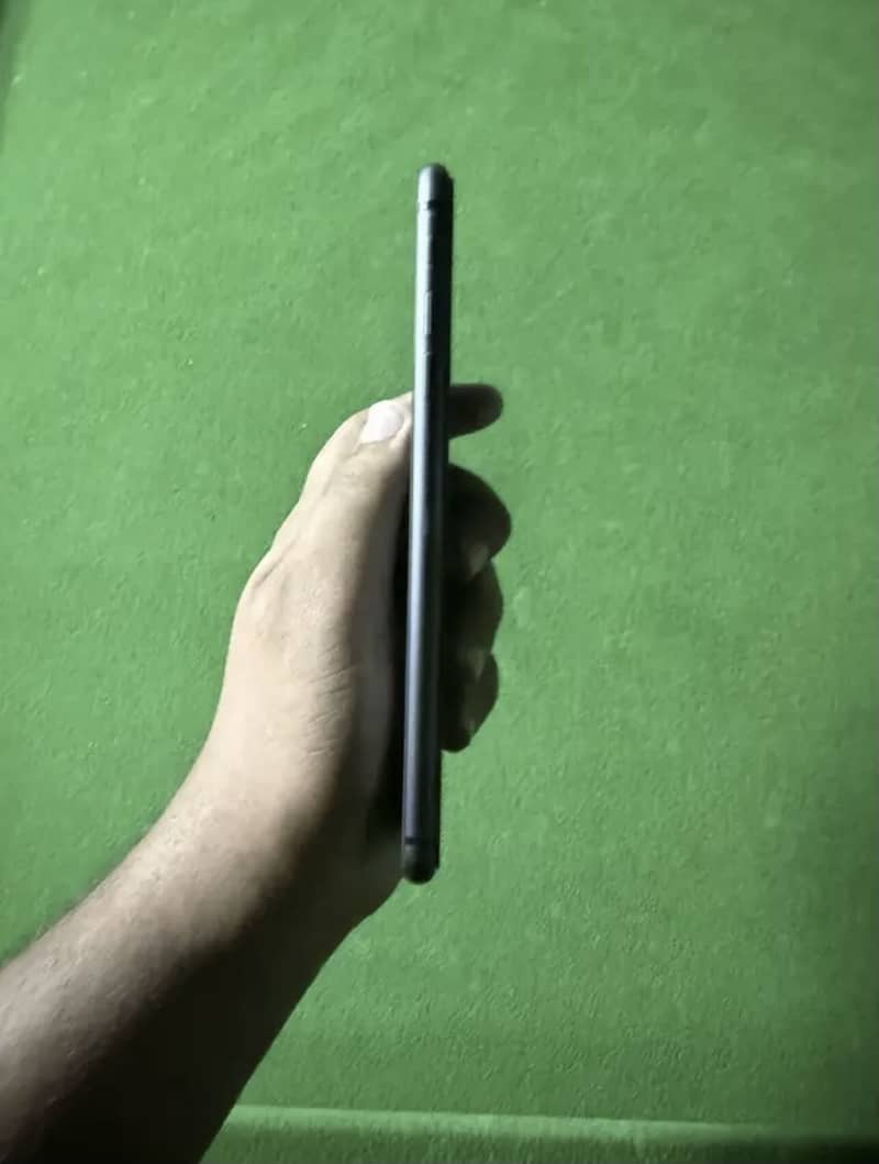iPhone 8 Plus 4
