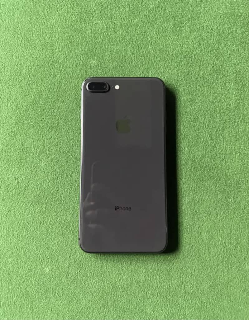 iPhone 8 Plus 6