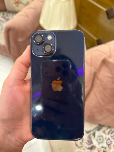 Apple iPhone 13