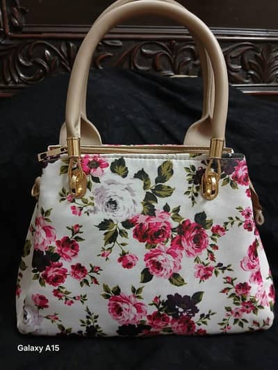 selling my hand bags