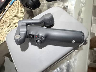 DJI Osmo Mobile 7P Gimbal – 10/10 Condition