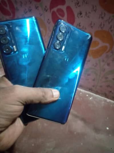 Motorola Edge 21   2 peace
