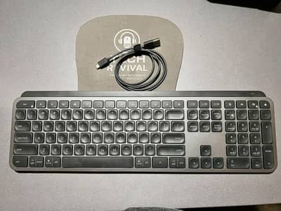 Logitech MX Keys Win/Mac USA Layout - Black/Graphite - 10/10 New like