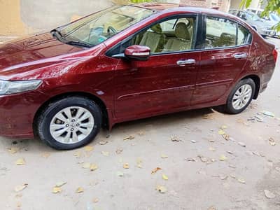 selling honda city.