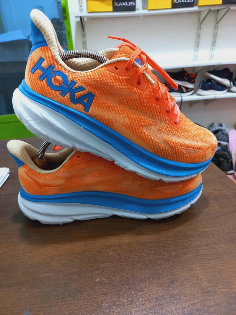 Hoka Shoes 6