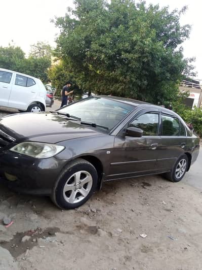 Honda Civic Oriel 2005