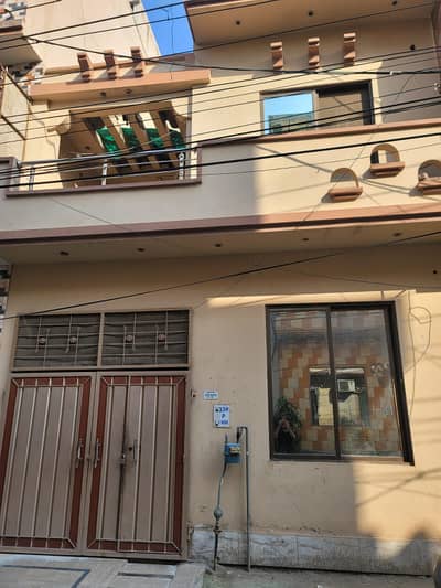 3:5 Marla Beautiful double story house urgent for Rent in sabzazar