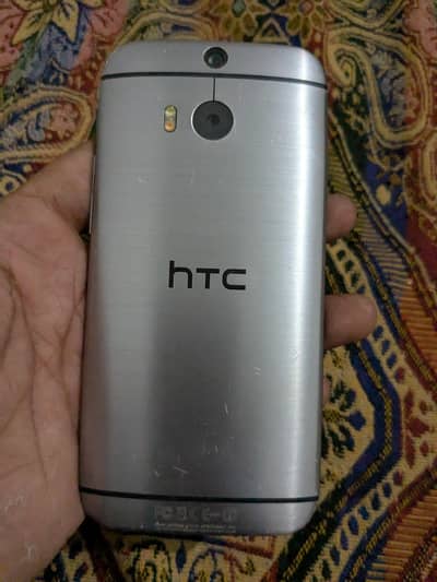 HTC One M8