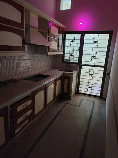 5 Marla Beautiful double story house urgent for Rent in sabzazar