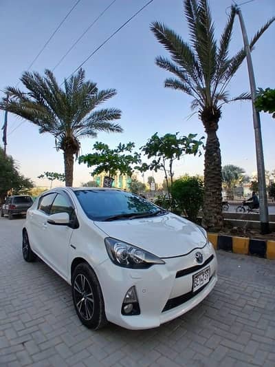 Toyota Aqua 2012