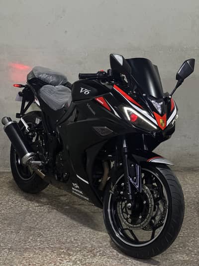 Kawasaki ninja 250cc 2023 model ( 3000 used only )