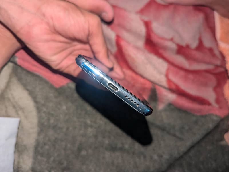 One Plus 7T 4