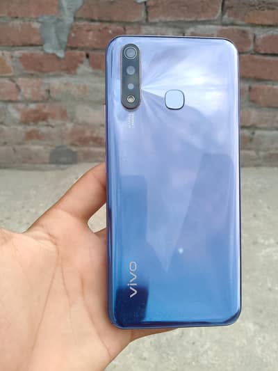 Vivo Y17
