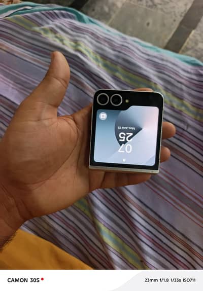 Samsung Mobile Z Flip 6
