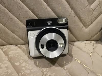 Instax sq 6 poloroid camera