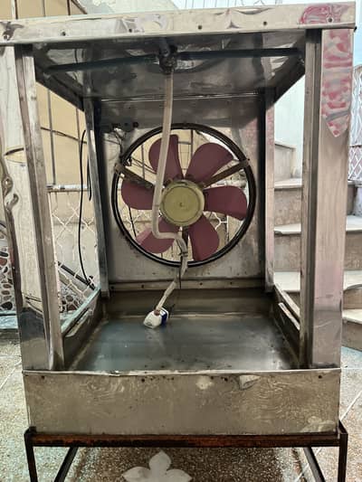 good condition 3 month old  Air cooler
