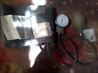 blood pressure machine