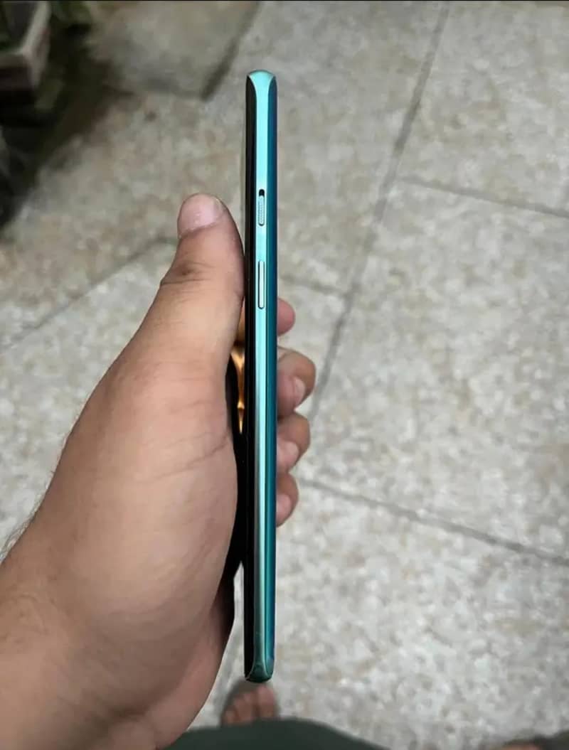 OnePlus 8 4