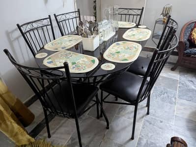 Dining Table with 6 chairs