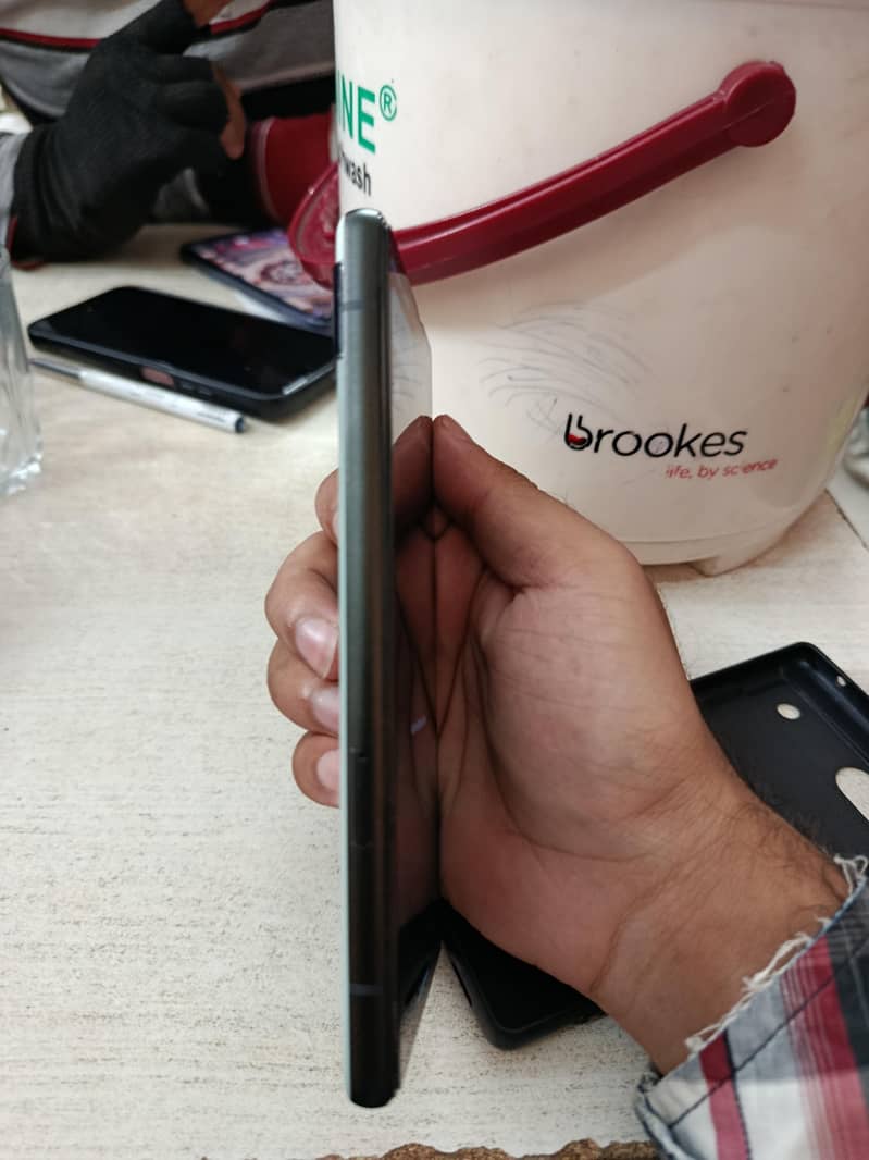 Google Pixel 6a 5
